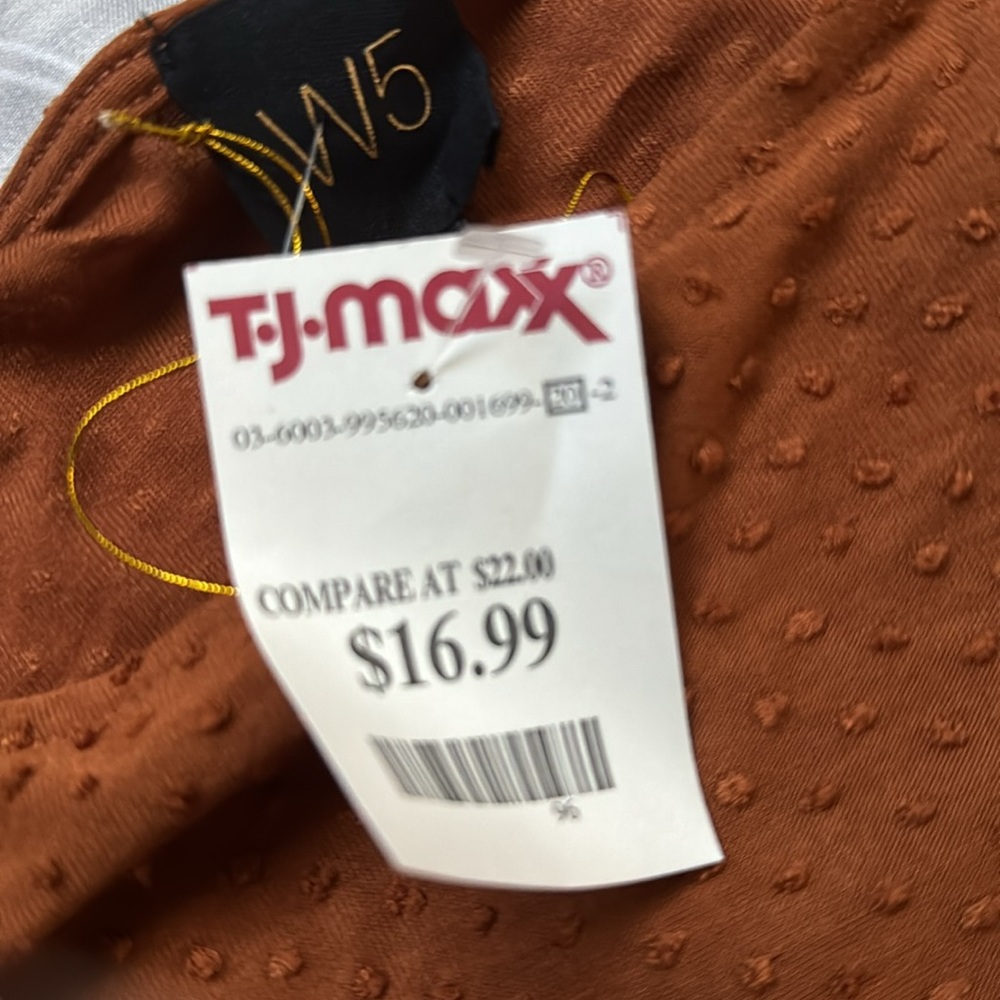 Size small rust colored blouse - Picture 3 of 3